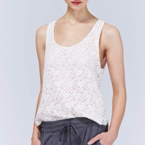 Aritzia pink lace blouse size small - Picture 1 of 6